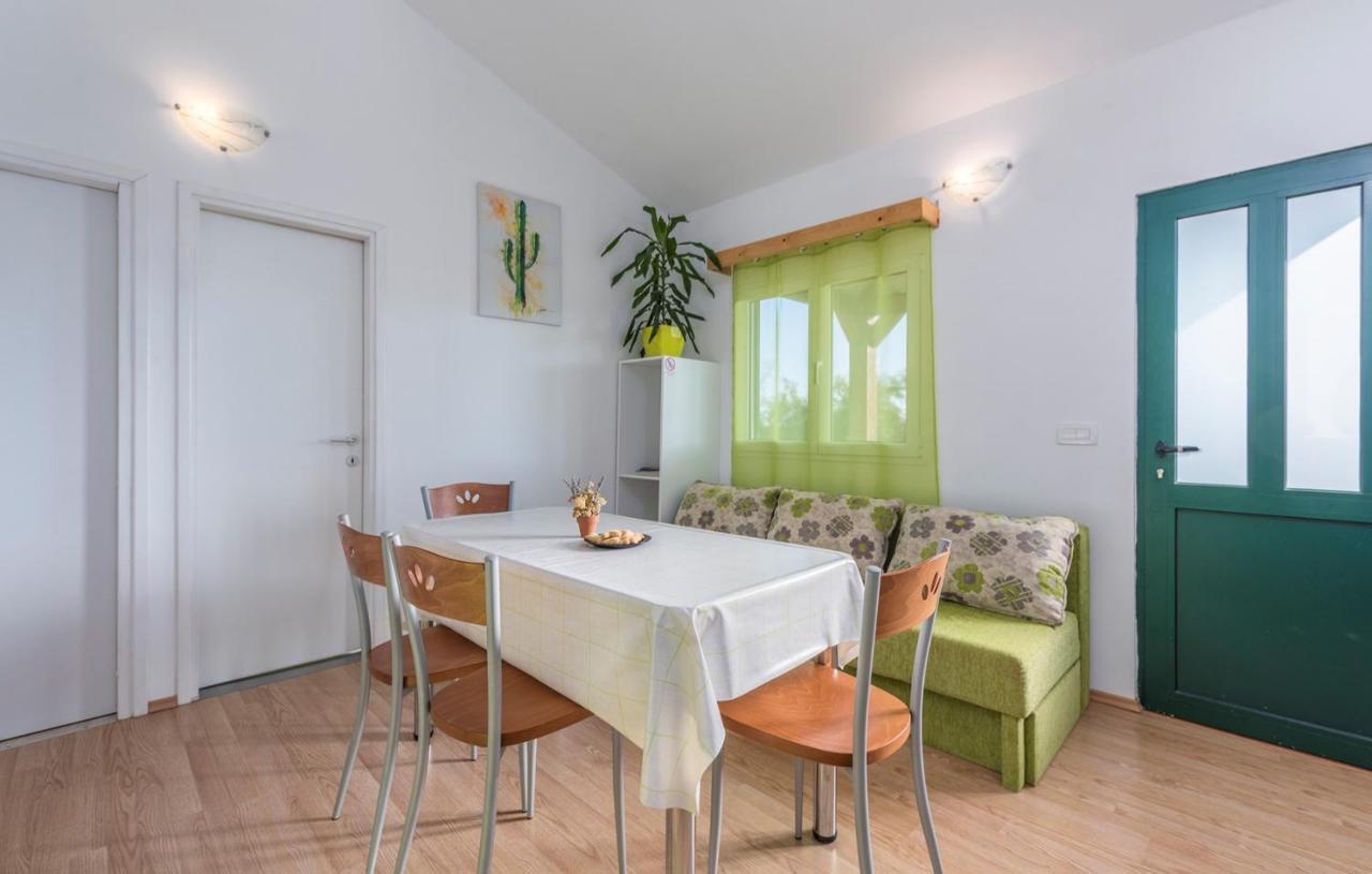Holiday Park Village Jelovci Kringa Екстер'єр фото