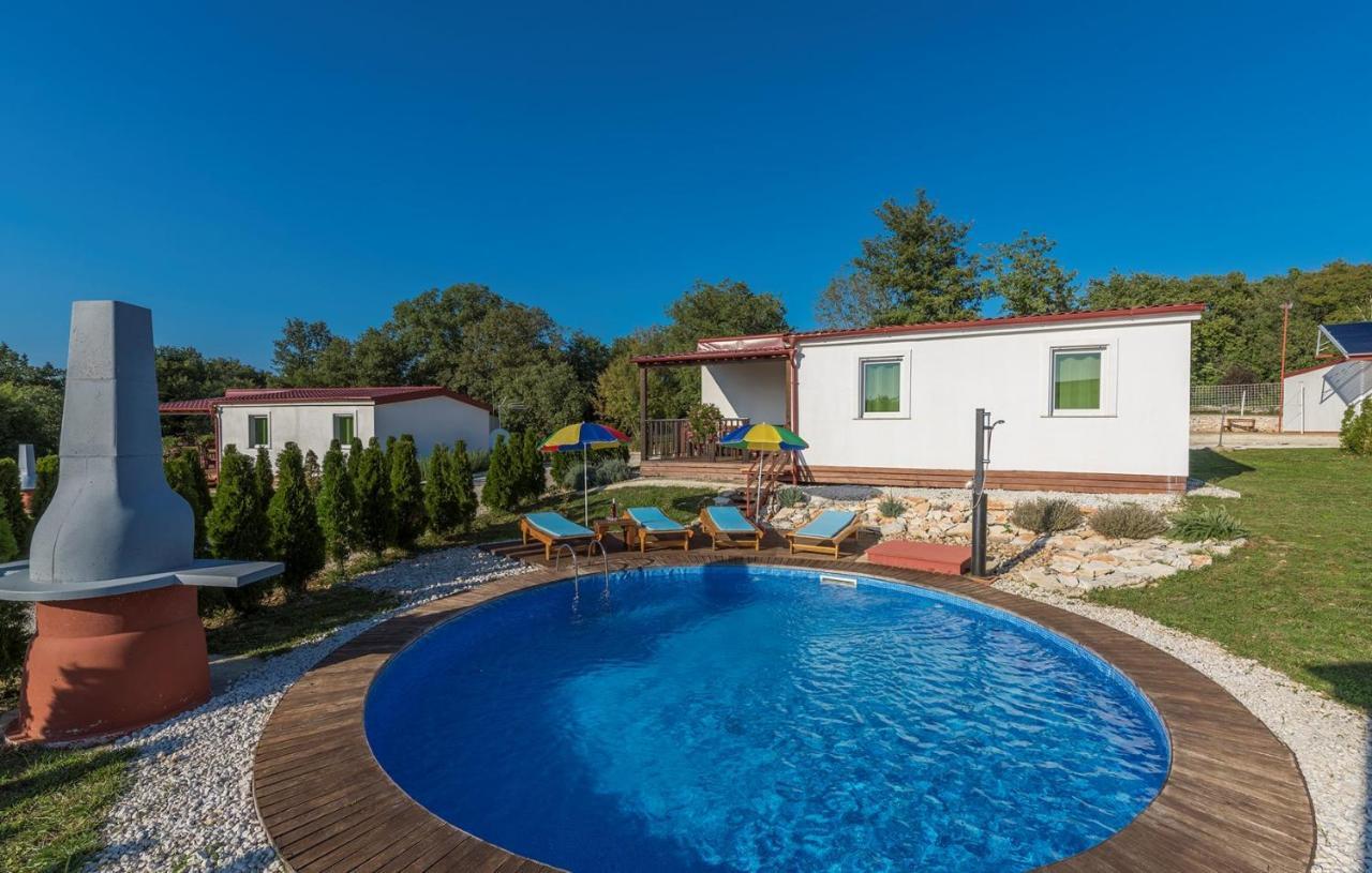 Holiday Park Village Jelovci Kringa Екстер'єр фото